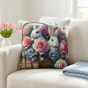 Cojín Decorativo Conejos Anidados Entre Rosas De Cabaña
