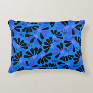 Cojín Decorativo Confetti de la Conefluente sobre el azul del paraí