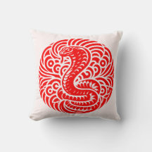 Confort serpentino: Pillow en forma de Cobra para 