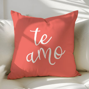Cojín Decorativo Coral Chic y Blanco Español Te Amo I Love You