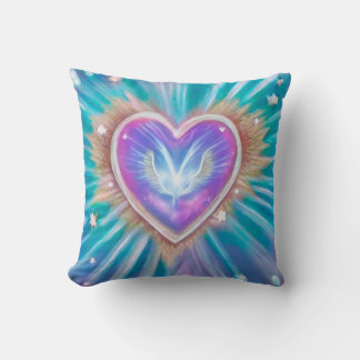 Cojín Decorativo Corazón con alas adentro