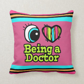 Cojín Decorativo Corazón de ojos brillante me encanta ser Médica