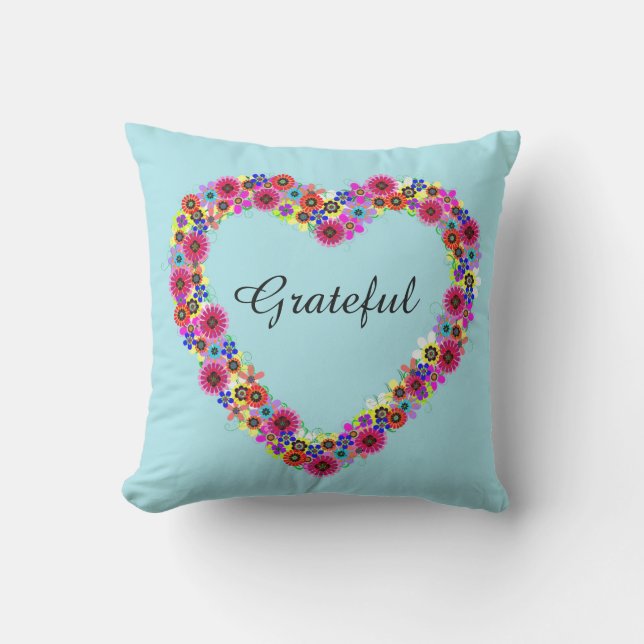 Cojín Decorativo Corazón Floral Agradecido (Anverso)