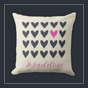 Cojín Decorativo Corazones de arte pop curado en gris oscuro y rosa