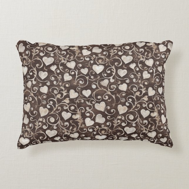 Cojín Decorativo Corazones de Crema Marrón (Anverso)