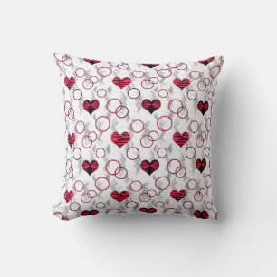 Cojín Decorativo Corazones rojos cortados