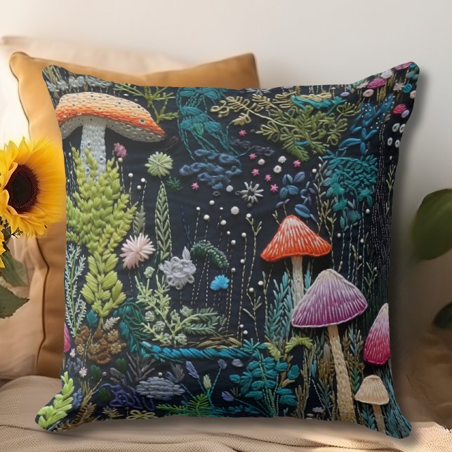 Cojín Decorativo Cottagecore Mushroom (Subido por el creador)