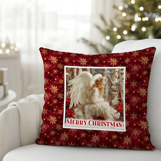 Cojín Decorativo Cozy Red and Gold Angel Art Victorian Christmas  (Cozy Red and Gold Angel Art Victorian Christmas Pillow)