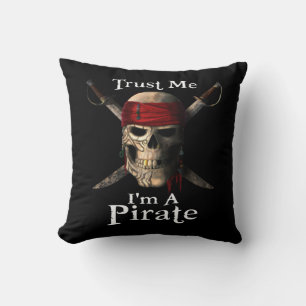 Cojín Decorativo Créeme, soy un cráneo pirata y espadas graciosas