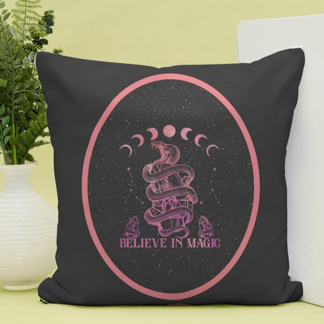 Cojín Decorativo Creer en el arte mágico celestial de Wiccan (Subido por el creador)