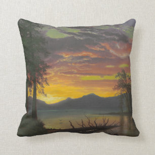 Cojín Decorativo Crepúsculo, el lago Tahoe, c.1870s (aceite en