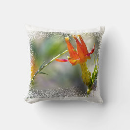 Cojín Decorativo Crimson Columbine White Edge