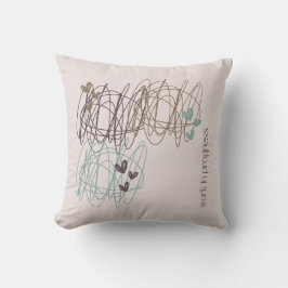 Cojín Decorativo Crítica y corazones - Trabajo en progreso