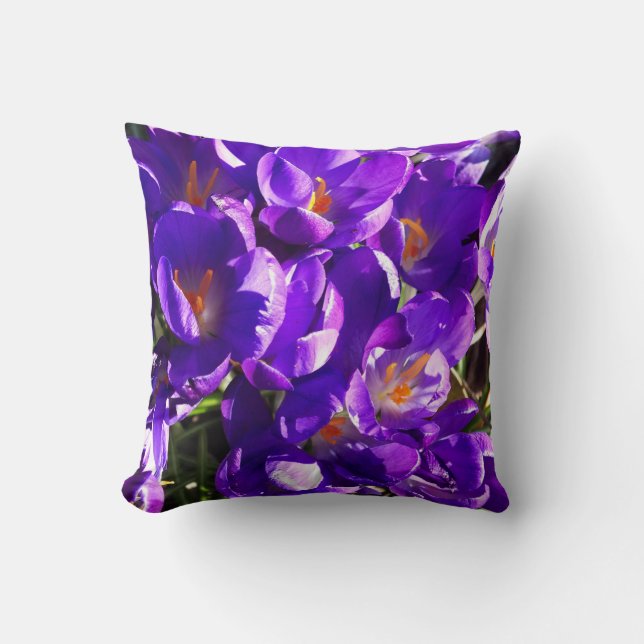 COJÍN DECORATIVO CROCUS DE PRIMAVERA (Anverso)