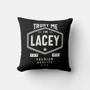 Cojín Decorativo Cumpleaños del nombre personalizado de Lacey