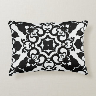 Cojín Decorativo Cushion con delicado desi de patrón blanco y negro
