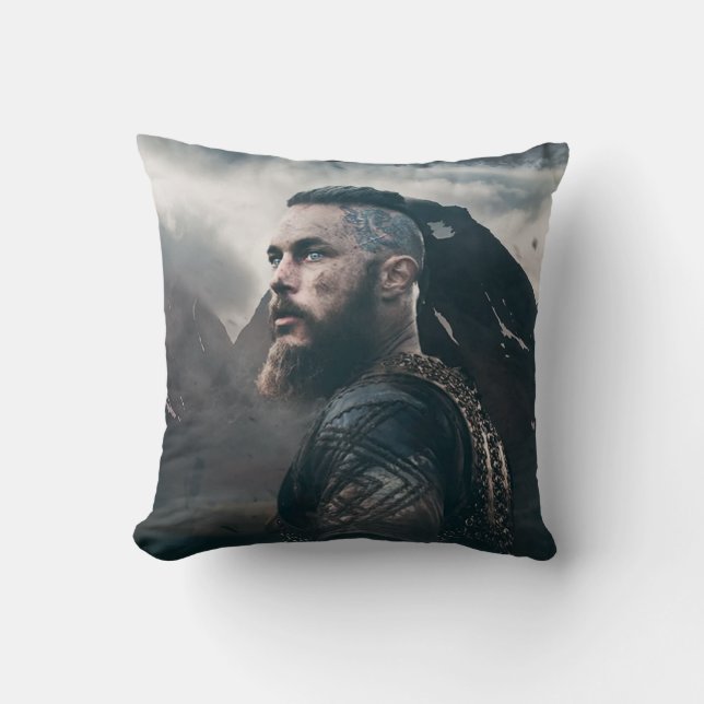 Cojín Decorativo Cushion Ragnar Lothbrok (Anverso)