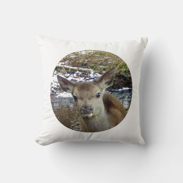 Cojín Decorativo Cushiro lumbar de ciervo bebé reversible (Anverso)