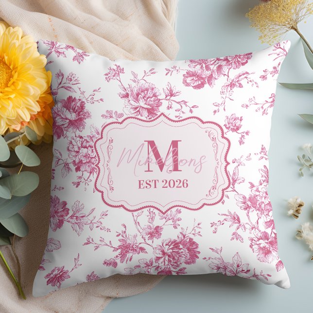 Cojín Decorativo Custom Pink Toile Floral Monogram (Subido por el creador)