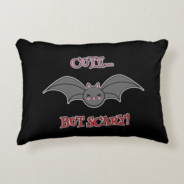 Cojín Decorativo Cute but Scary Bat (Anverso)