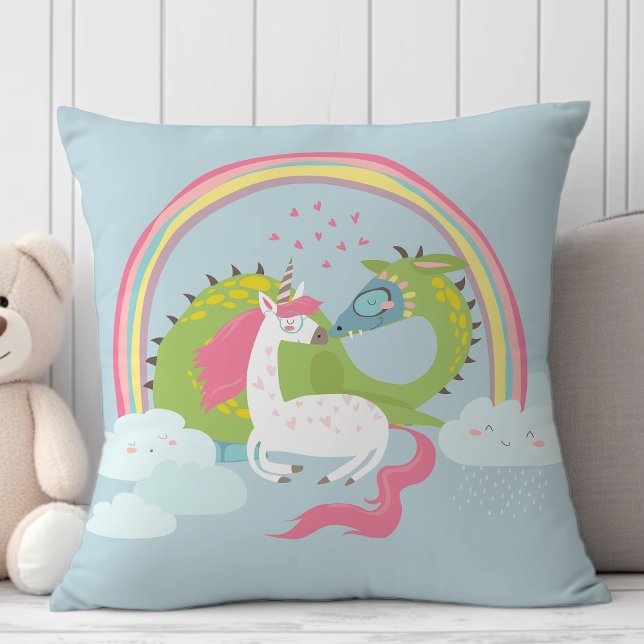 Cojín Decorativo Cute Unicorn Besando A Un Dragón Bajo Arcoíris (Subido por el creador)