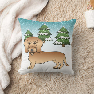 Cojín Decorativo Dachshund de pelo duro trigueño en un bosque inver