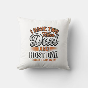 Cojín Decorativo Dad y Host Dad Diseño de cita de grabado vintage_1