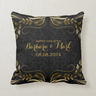 Cojín Decorativo Damascos negros y encaje floral dorado
