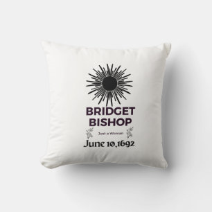 Cojín decorativo de brujas recordando a Bridget Bi