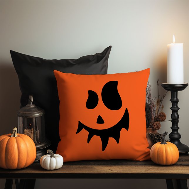 Cojín decorativo de cara de calabaza Jack O Lanter (Subido por el creador)