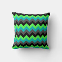 Cojín decorativo de Chevrons de color negro verde