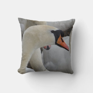Cojín decorativo de cisne blanco