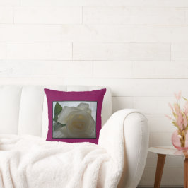 Cojín decorativo de crema Rosa