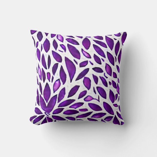Cojín decorativo de diseño floral blanco y morado (Anverso)