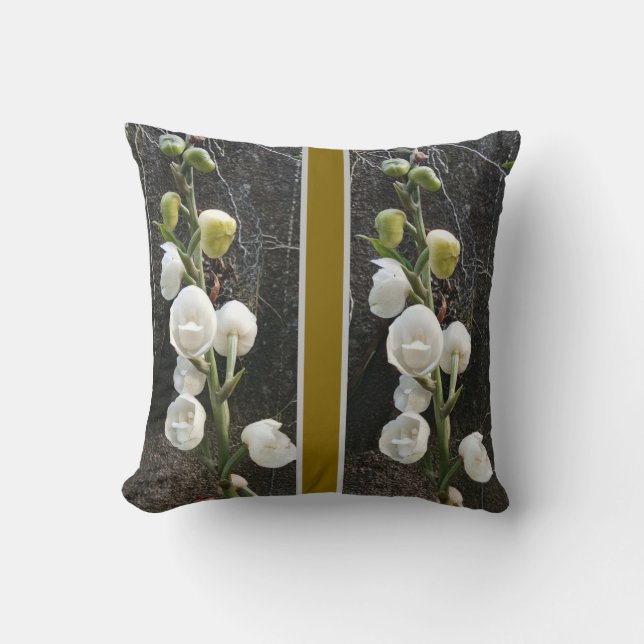 Cojín decorativo de flores blancas (Anverso)