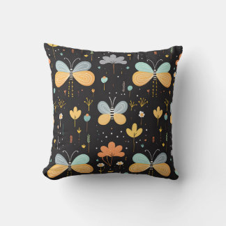 Cojín decorativo de mariposas y flores