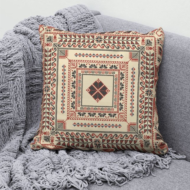 Cojín decorativo de moda palestino Tatreez 2 (Subido por el creador)