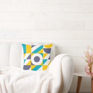 Cojín decorativo de patrón geométrico inspirado en
