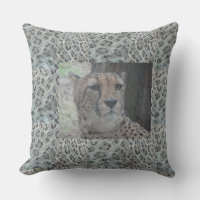 Cojín decorativo de patrón leopardo