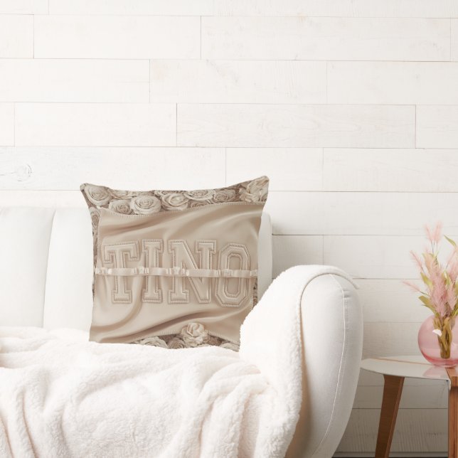 COJÍN DECORATIVO de Rosa con bordado TINO (Sofá)