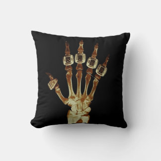 Cojín Decorativo Dedos de los Anillos de Oro de Mano de Rayo X de K