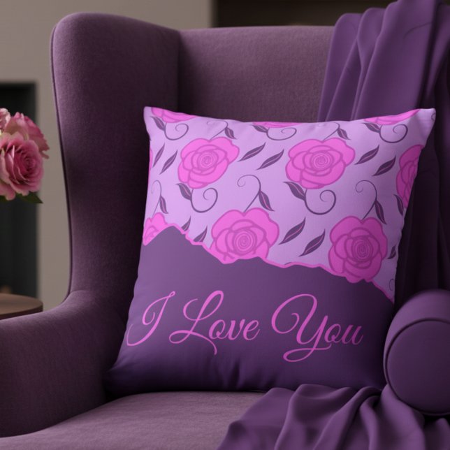 Cojín Decorativo Deep Pink Roses On Purple Love You (Pink roses on purple. Elegant and personal. Great for mom, partner or anyone you love.)