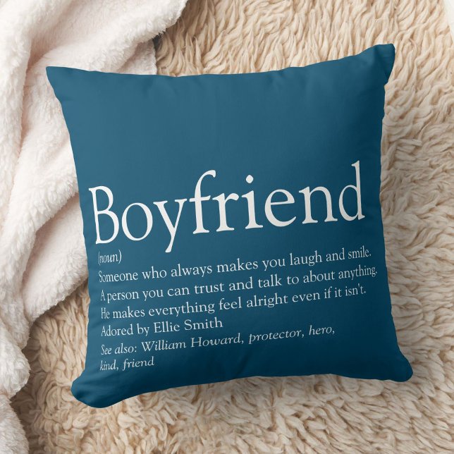 Cojín Decorativo Definición de novio personalizada simple moderna (Simple Modern Personalized Boyfriend Definition Throw Pillow)