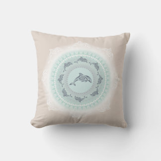 Cojín Decorativo Delfines Mandala Azul Pálido Beige Costero