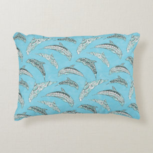 Cojín Decorativo Delfines tribales de Hawái azul claro