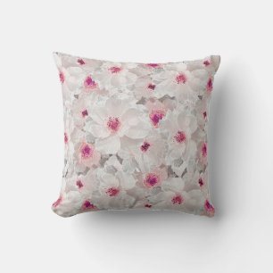 Cojín Decorativo Delicado floral blanco y rosa