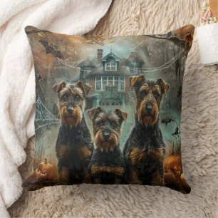 Cojín Decorativo Delicia Canina de Noche de Halloween de Airedale
