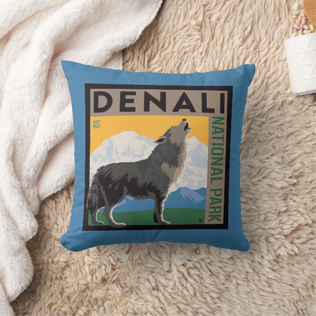 Cojín Decorativo Denali National Park | Howling Wolf (Manta)