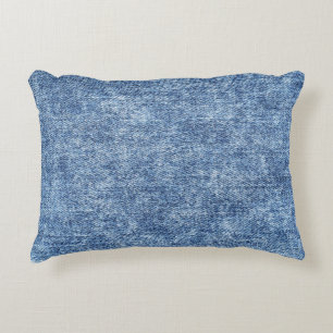 Cojín Decorativo Denim azul de lavado con ácido, textura de cierre.