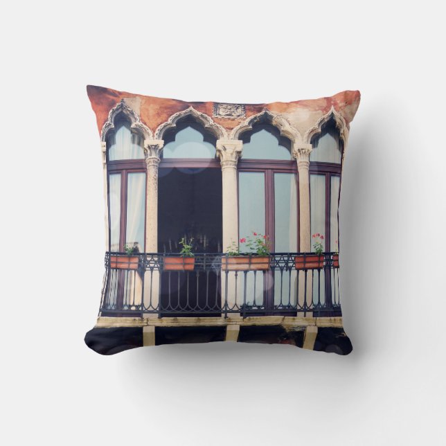 Cojín Decorativo Destinos | Edificio Rústico de Venecia (Anverso)